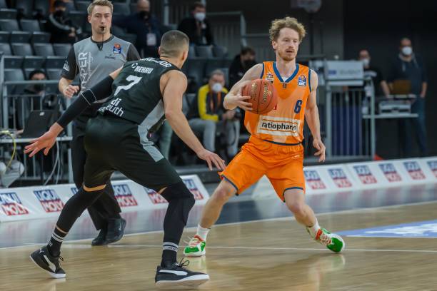 美因茨和霍 美因茨和霍